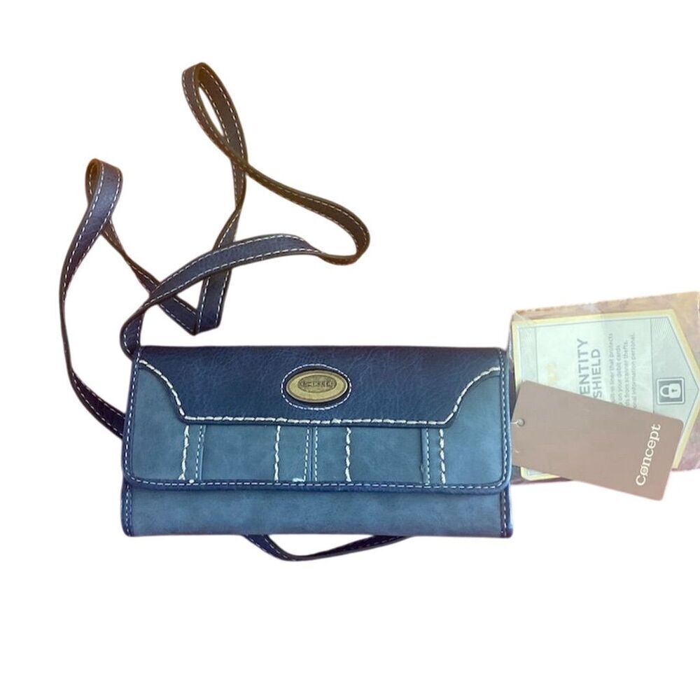 B.O.C Women's Blue Leather Wallet Wristlet with Change Compartment